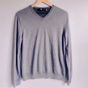 Calvin Klein CK Gray Merino Wool V-neck Lightweight Sweater (Fits Like Medium)